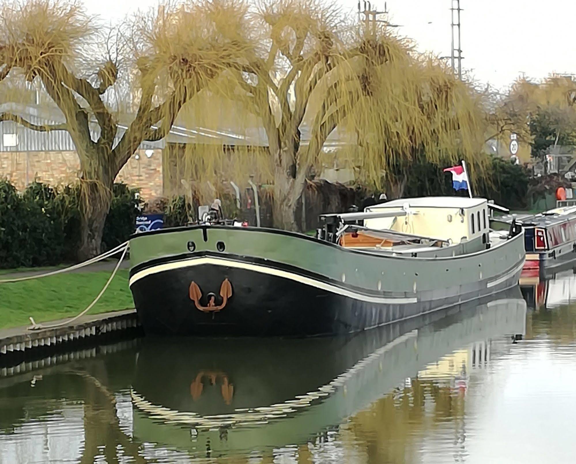 Hotel Barge Waternimf Ely Exteriör bild