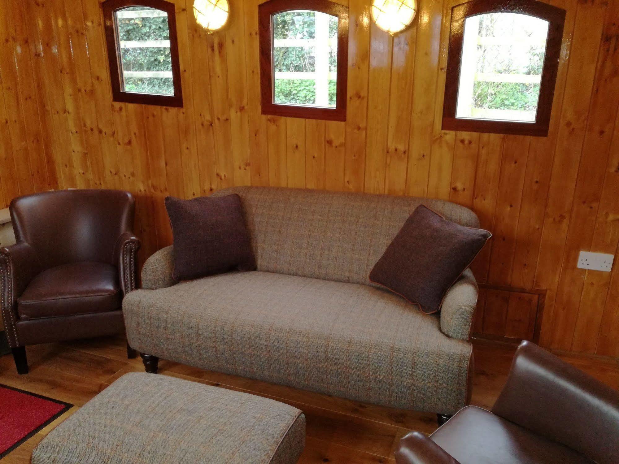 Hotel Barge Waternimf Ely Exteriör bild