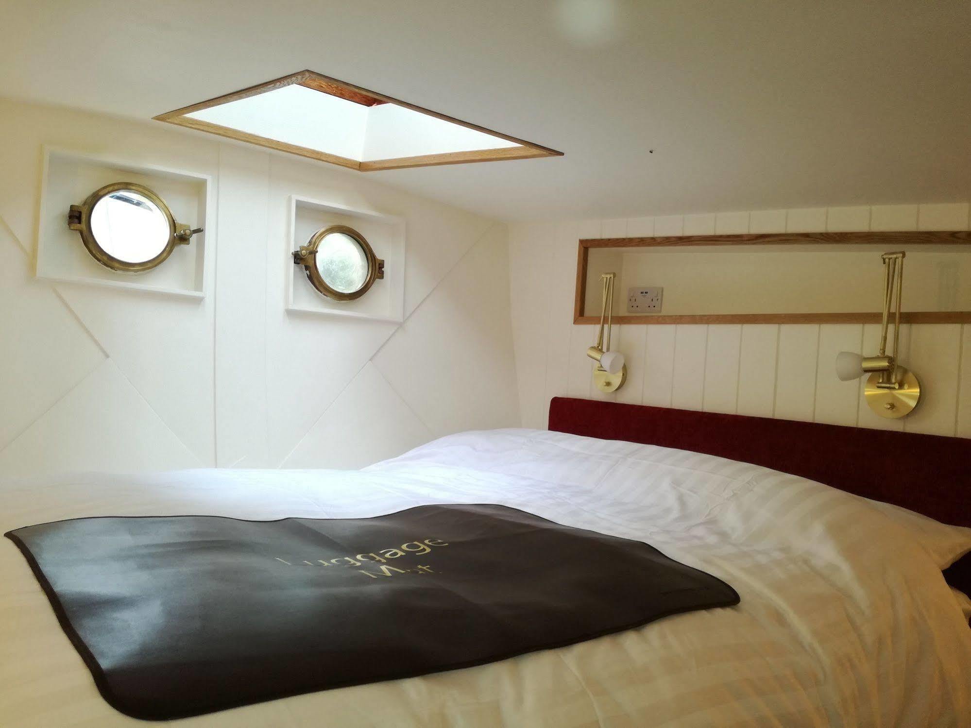 Hotel Barge Waternimf Ely Exteriör bild